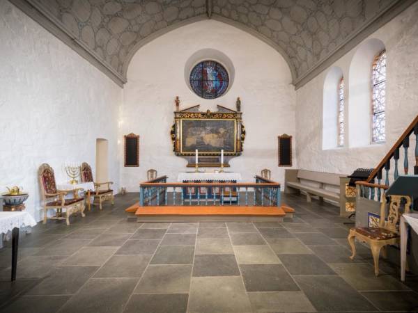 3b-2_Interiør kirke